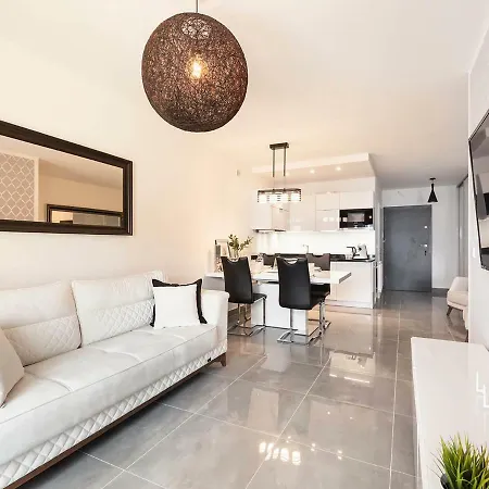 Vacationclub - Pionierow 6 Apartament 9 *